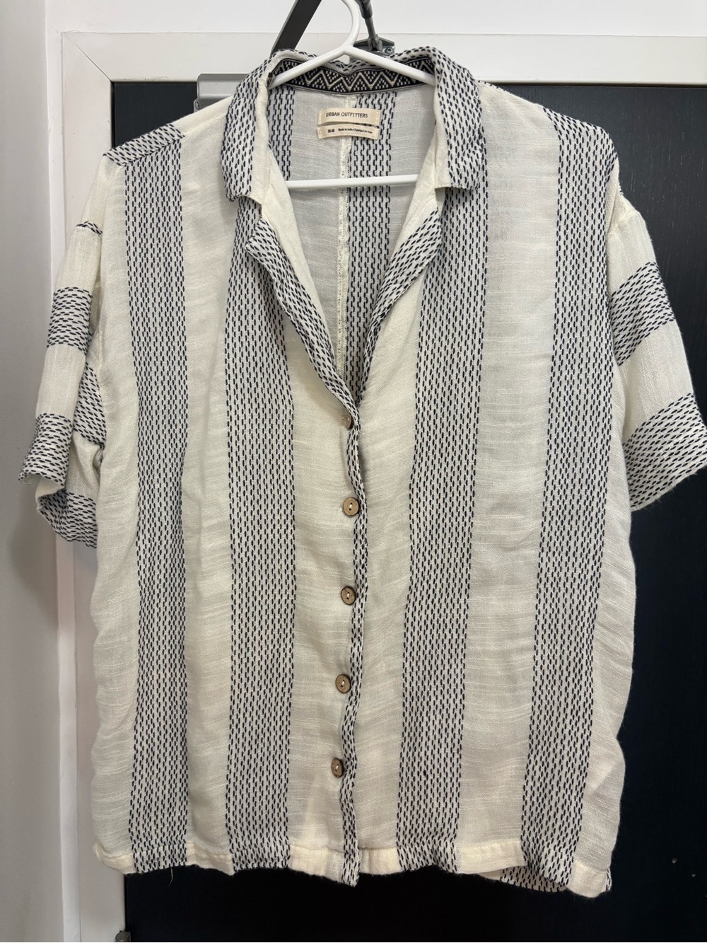 Urban Outfitters Casual Button-Down